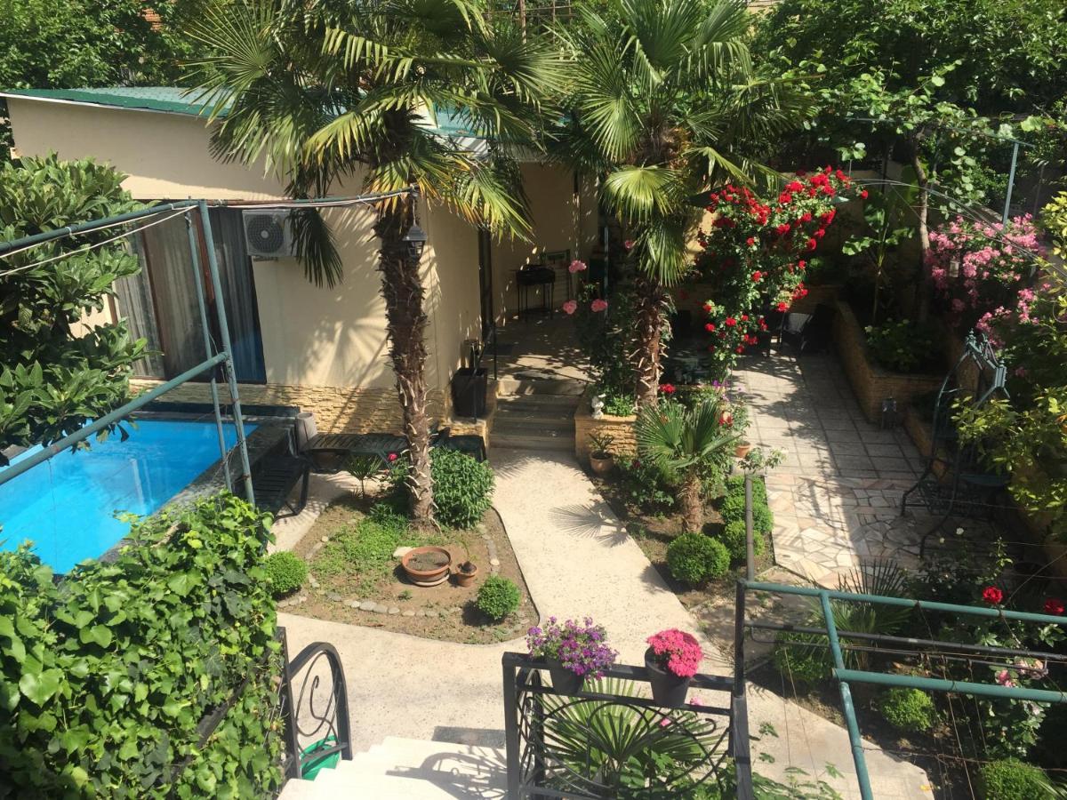 House 41 Bed & Breakfast Tbilisi Ngoại thất bức ảnh