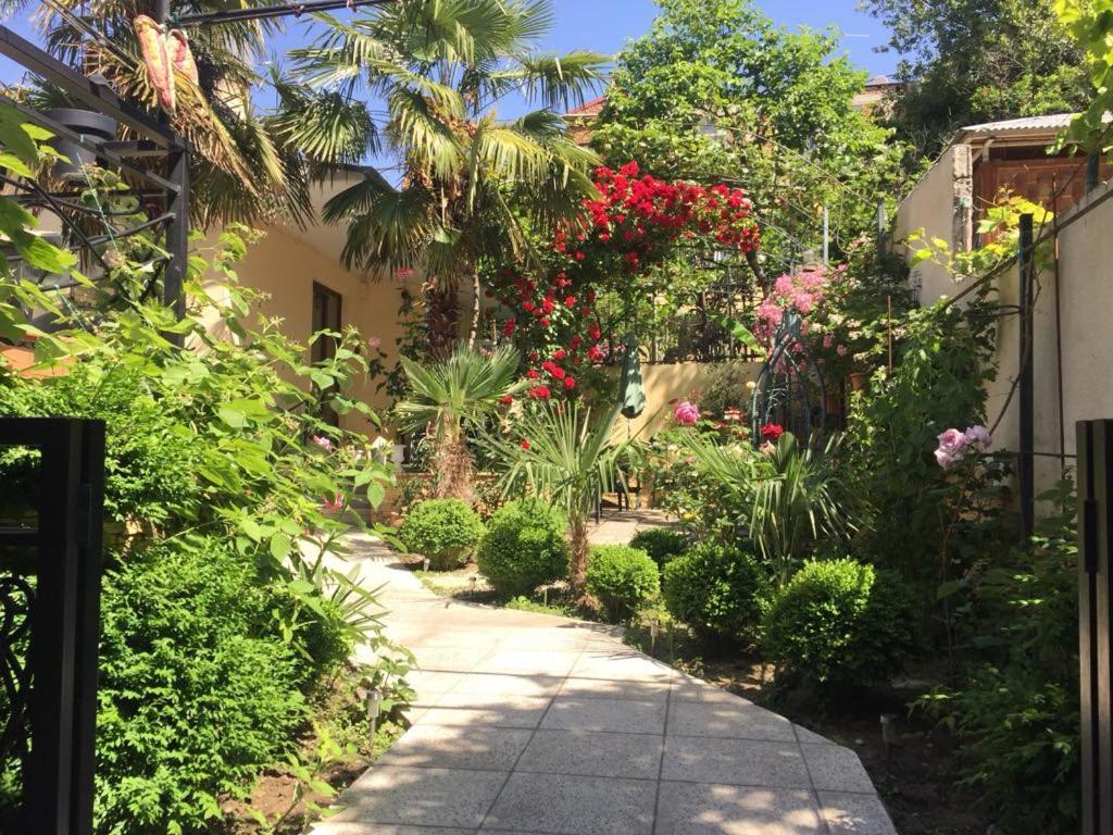House 41 Bed & Breakfast Tbilisi Ngoại thất bức ảnh