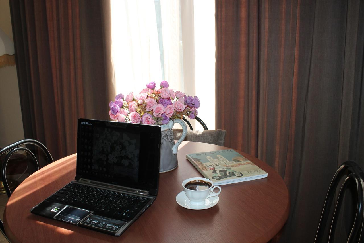 House 41 Bed & Breakfast Tbilisi Ngoại thất bức ảnh