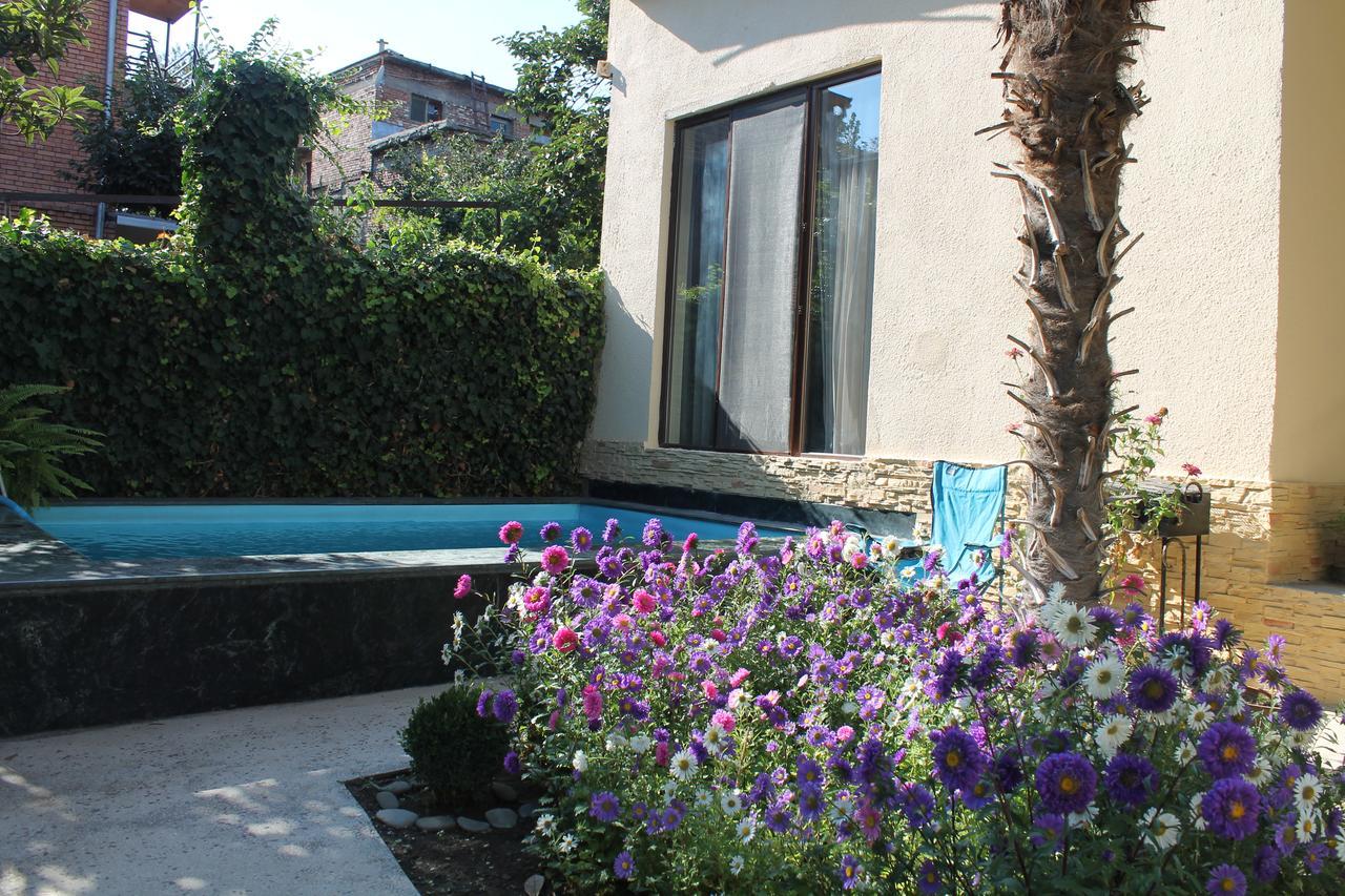 House 41 Bed & Breakfast Tbilisi Ngoại thất bức ảnh